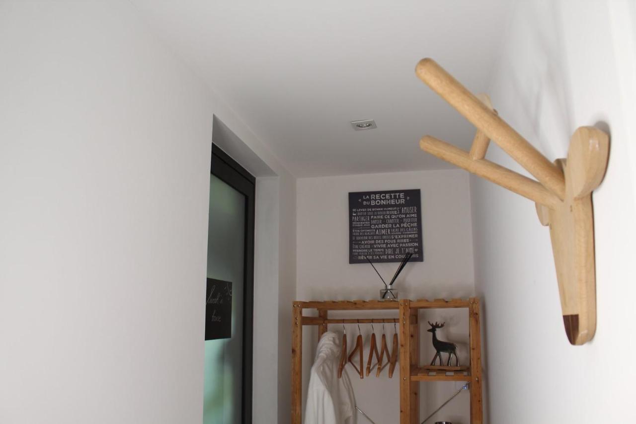 Studio Tout Neuf. Court Sejour, Loisirs, Professionnel Chaudfontaine Buitenkant foto